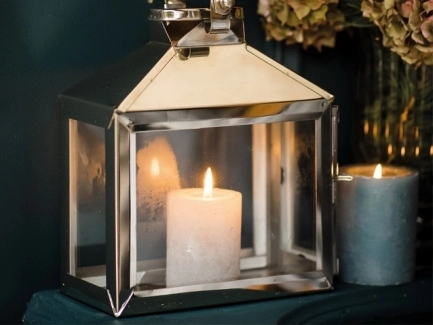 /images/pages/39781-candles and home.webp